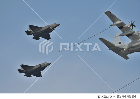 ステルス戦闘機F-35B空中給油 85444984