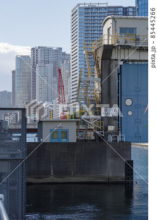 湾岸の街並　港区、海岸地区の風景 85445266
