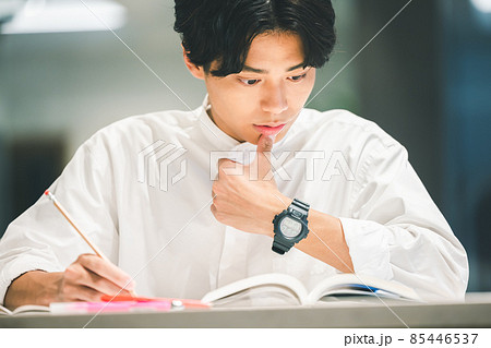 高校生 大学生 勉強 塾撮影協力:WEEK芝大門(サンフロンティア不動産) 高校生 大学生 勉強 塾撮影協力:WEEK芝大門(サンフロンティア不動産) 85446537