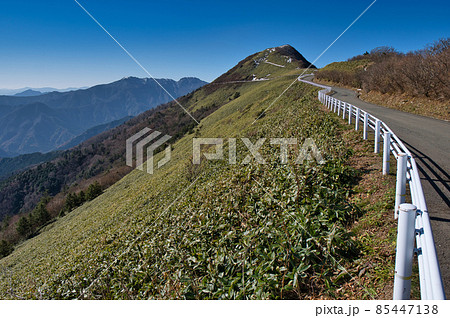 晴天の瓶ヶ森UFOライン 85447138