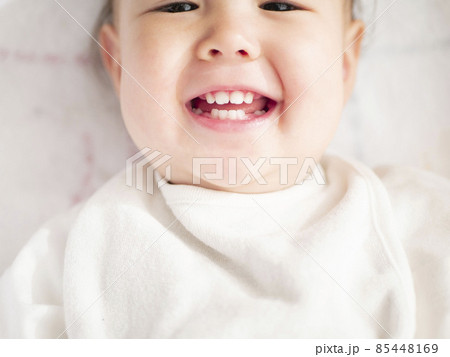 ハーフの赤ちゃんの口元の湿疹 イメージ ハーフの赤ちゃんの口元の湿疹 イメージ 85448169