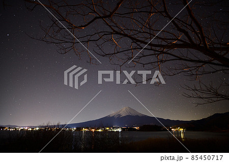 大石公園における富士夜景 <河口湖> 大石公園における富士夜景 <河口湖> 85450717