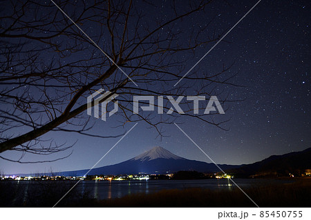 大石公園における富士夜景 <河口湖> 大石公園における富士夜景 <河口湖> 85450755