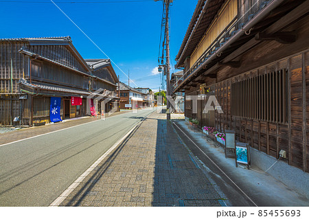 三重県伊勢市　二見町の町並み 85455693