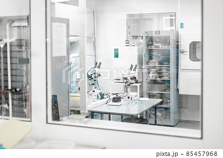 Laboratory for the production of biomaterials. People do research. 85457968