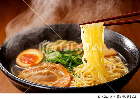 ラーメン　中華そば　正油ラーメン　醤油ラーメン　しょうゆラーメン　中華ラーメン 85469122