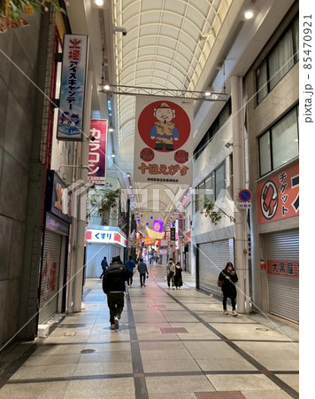 2022年元旦の難波 2022年元旦の難波 85470921