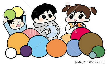 ボールで遊ぶ3人の子どものイラストのイラスト素材