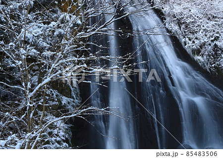 岩手県花巻市 冬の渓流 岩手県花巻市 冬の渓流 85483506