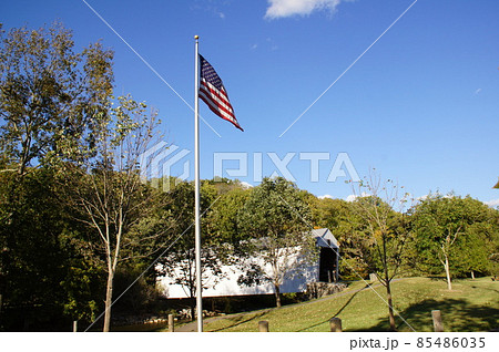 アメリカの橋と国旗ケンタッキー州 アメリカの橋と国旗ケンタッキー州 85486035