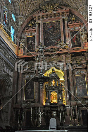 スペイン コルドバ 世界遺産 メスキータ コルドバ大聖堂の祭壇 スペイン コルドバ 世界遺産 メスキータ コルドバ大聖堂の祭壇 85498127