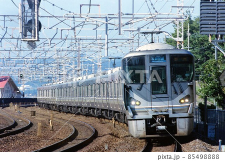JR西日本225系　新快速 85498888