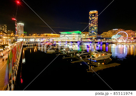 世界で最も美しく魅力的なオーストラリアの港街都市シドニーを代表するお洒落な観光地、ダーリングハーバー 85511974