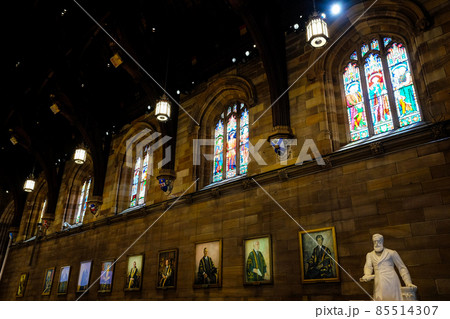 美しい建築美が映えるオーストラリア最古で国内屈指の総合大学、シドニー大学 85514307