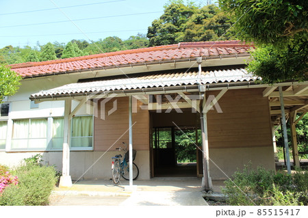 山陰本線 居組駅（1） 85515417