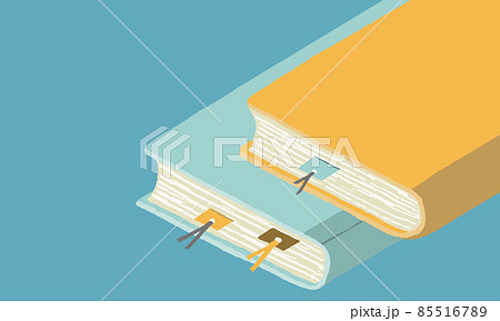 重なった二冊の本のイラスト 85516789