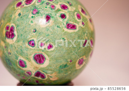 ルビーインゾイサイト ゾイサイト ルビー ルビーインゾイサイト ゾイサイト ルビー 85528656