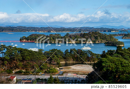 宮城県 松島海岸 夕陽に映える雄島、経ヶ島と福浦島 宮城県 松島海岸 夕陽に映える雄島、経ヶ島と福浦島 85529605