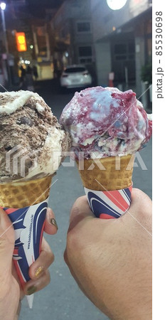 アイスクリーム アイスクリーム 85530698