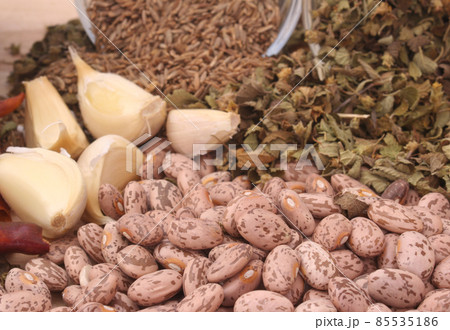 Beans, Garlic, Paprika and Mexican Oregano, Close up Beans, Garlic, Paprika and Mexican Oregano, Close up 85535186
