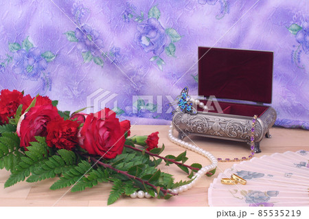 Red Roses with Wedding Bands and Jewelry Box Red Roses with Wedding Bands and Jewelry Box 85535219