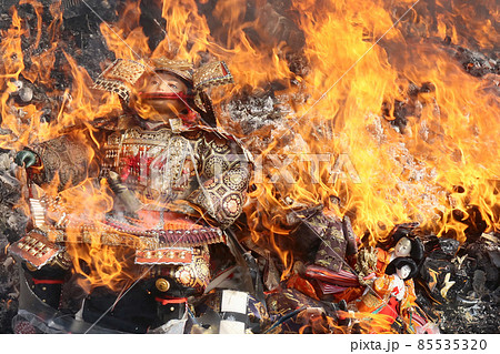 人形供養 85535320