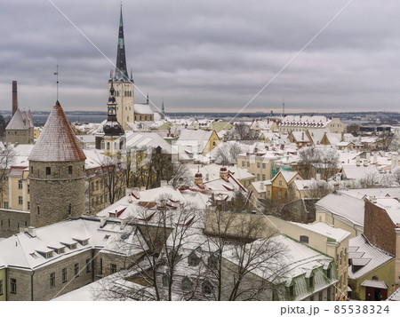 エストニア タリン歴史地区 パットクリ展望台からの眺望 冬景色 / Tallinn, Estonia エストニア タリン歴史地区 パットクリ展望台からの眺望 冬景色 / Tallinn, Estonia 85538324