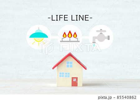 住宅とライフラインイメージ 85540862