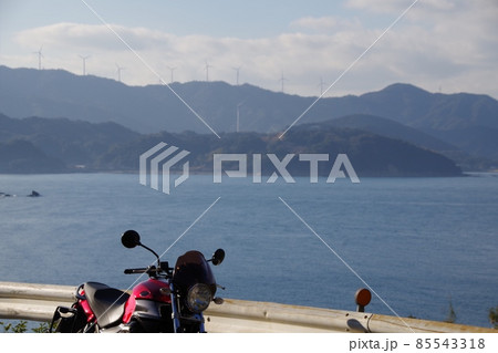 MOTOGUZZI でツーリング 海辺の景色 MOTOGUZZI でツーリング 海辺の景色 85543318