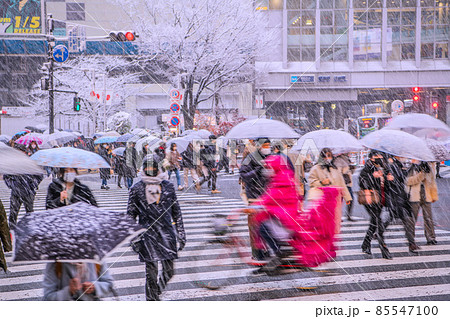 日本の東京都市景観 6波襲来!…全国4千人超、驚愕沖縄5波超え!…渋谷は大雪でも脅威の人流…=6日 日本の東京都市景観 6波襲来!…全国4千人超、驚愕沖縄5波超え!…渋谷は大雪でも脅威の人流…=6日 85547100