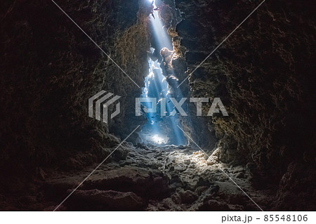 海底洞窟03 85548106