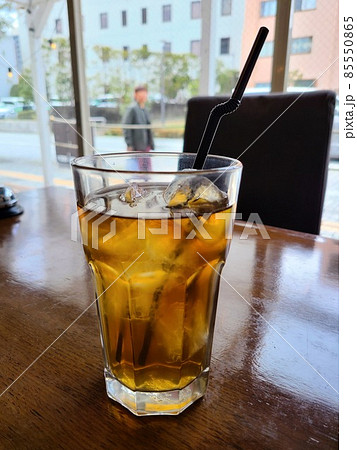 喫茶店のお茶 85550865