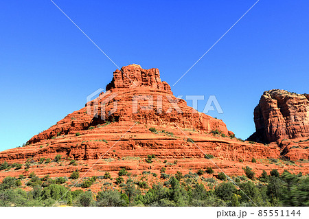 セドナ　ベルロック　トレイルヘッドから望むベルロック 85551144