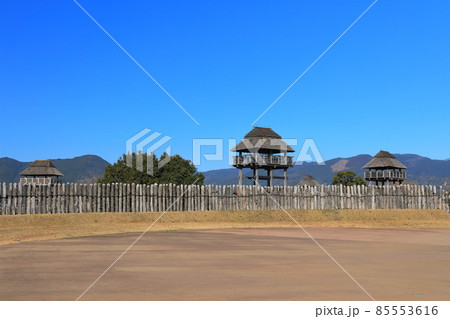 【佐賀県】快晴下の吉野ヶ里歴史公園（南内郭） 85553616