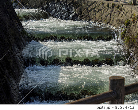河川の魚道 85554712