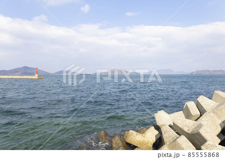瀬戸内海―荘内半島沿いの景色 瀬戸内海―荘内半島沿いの景色 85555868
