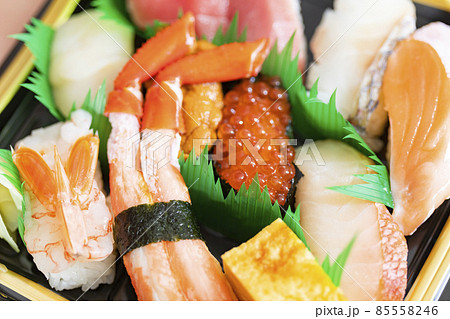 ちょっと贅沢なお寿司弁当 85558246