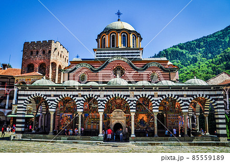 リラ修道院の外観（リラ、ブルガリア） 85559189