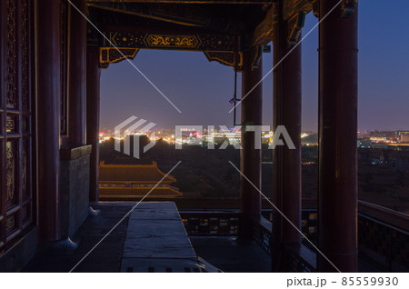 Night view of the Wanchun Pavilion at Jingshan Park in Beijing, China Night view of the Wanchun Pavilion at Jingshan Park in Beijing, China 85559930