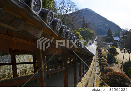 桃太郎伝説が残る吉備津神社の廻廊 85562022