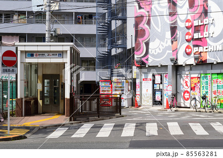 新中野駅 M05 4番エレベーター出入口 新中野駅 M05 4番エレベーター出入口 85563281