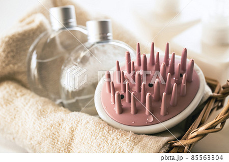 シャンプーブラシ スカルプケアのイメージ素材 シャンプーブラシ スカルプケアのイメージ素材 85563304