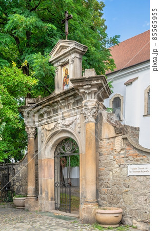 Streets of the old town of Szentendre, Hungary Streets of the old town of Szentendre, Hungary 85565955