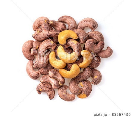 Roasted cashew nuts isolated on white background 85567436