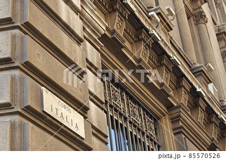 イタリアの建物の壁 85570526
