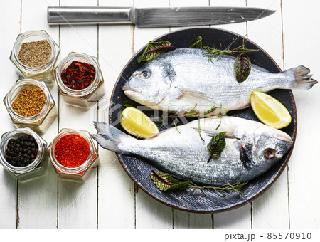 Dorado is a healthy and tasty fish. 85570910