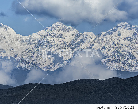 ナガルコットから眺めるヒマラヤ山脈 / Himalayas from Nagarkot, Nepal ナガルコットから眺めるヒマラヤ山脈 / Himalayas from Nagarkot, Nepal 85571021