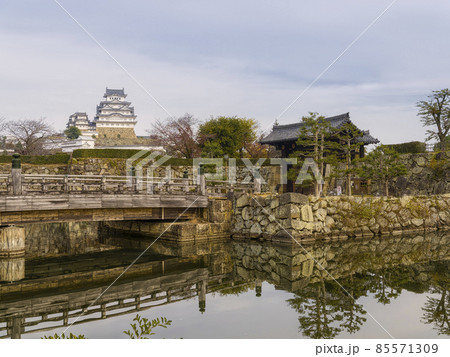 兵庫県 姫路城 桜門橋・大手門 / Himeji Castle, Hyogo, Japan 85571309