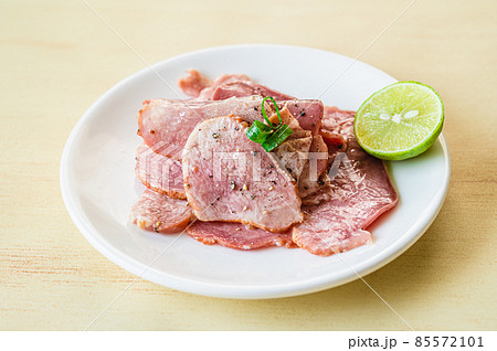 焼肉 タン塩レモン 焼肉 タン塩レモン 85572101