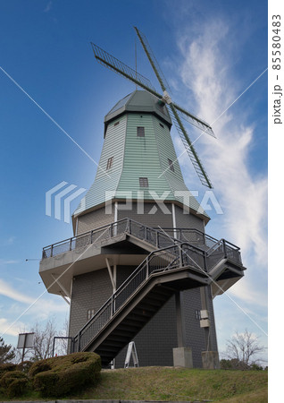 霞ヶ浦総合公園のシンボル風車 85580483
